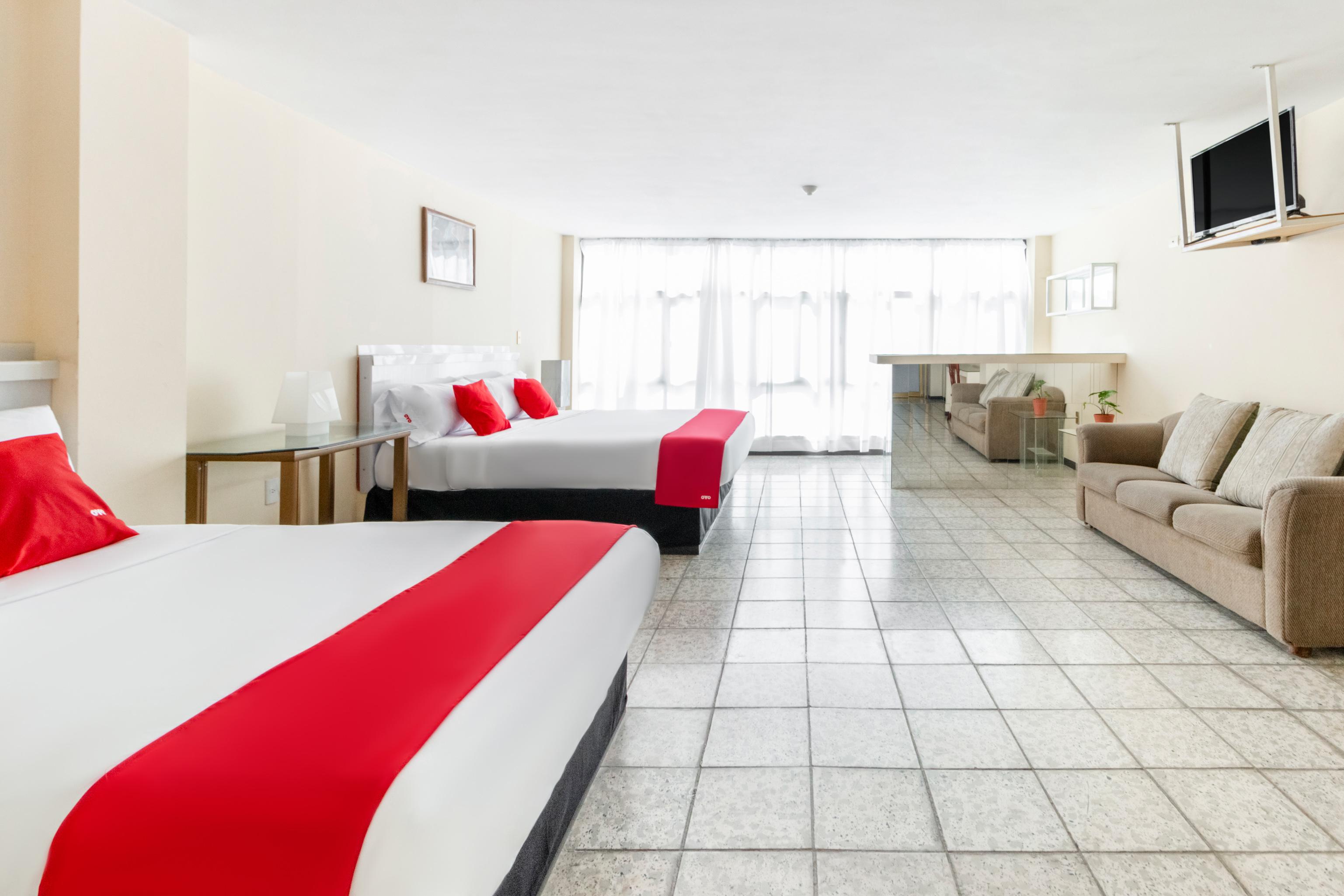 OYO Hotel Del Llanito, Aguascalientes Esterno foto