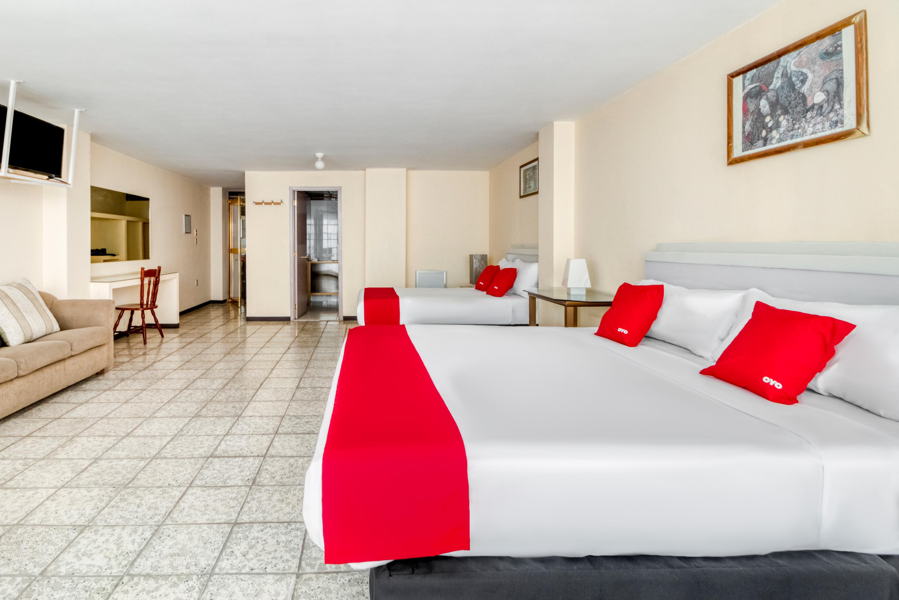OYO Hotel Del Llanito, Aguascalientes Esterno foto